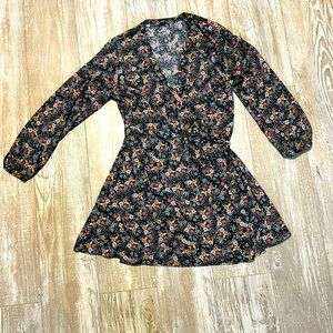 💃🏼Cute Long Sleeve Wrap Dress